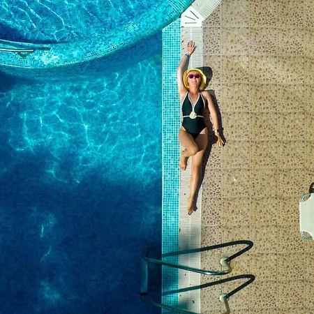 Aphrodite (adults Only)